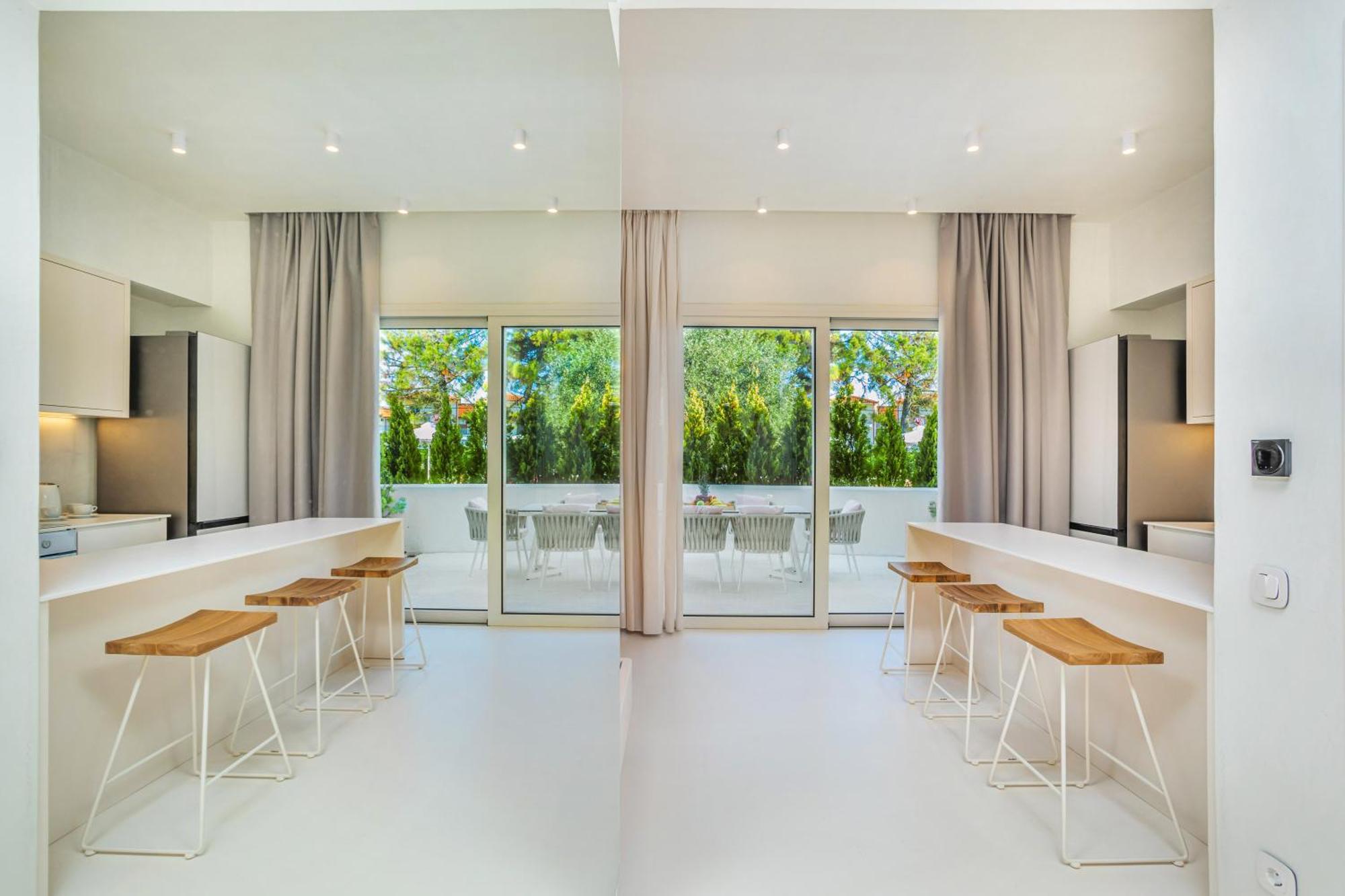 Cocoοns Luxury Suites & Villas Фурка Екстериор снимка