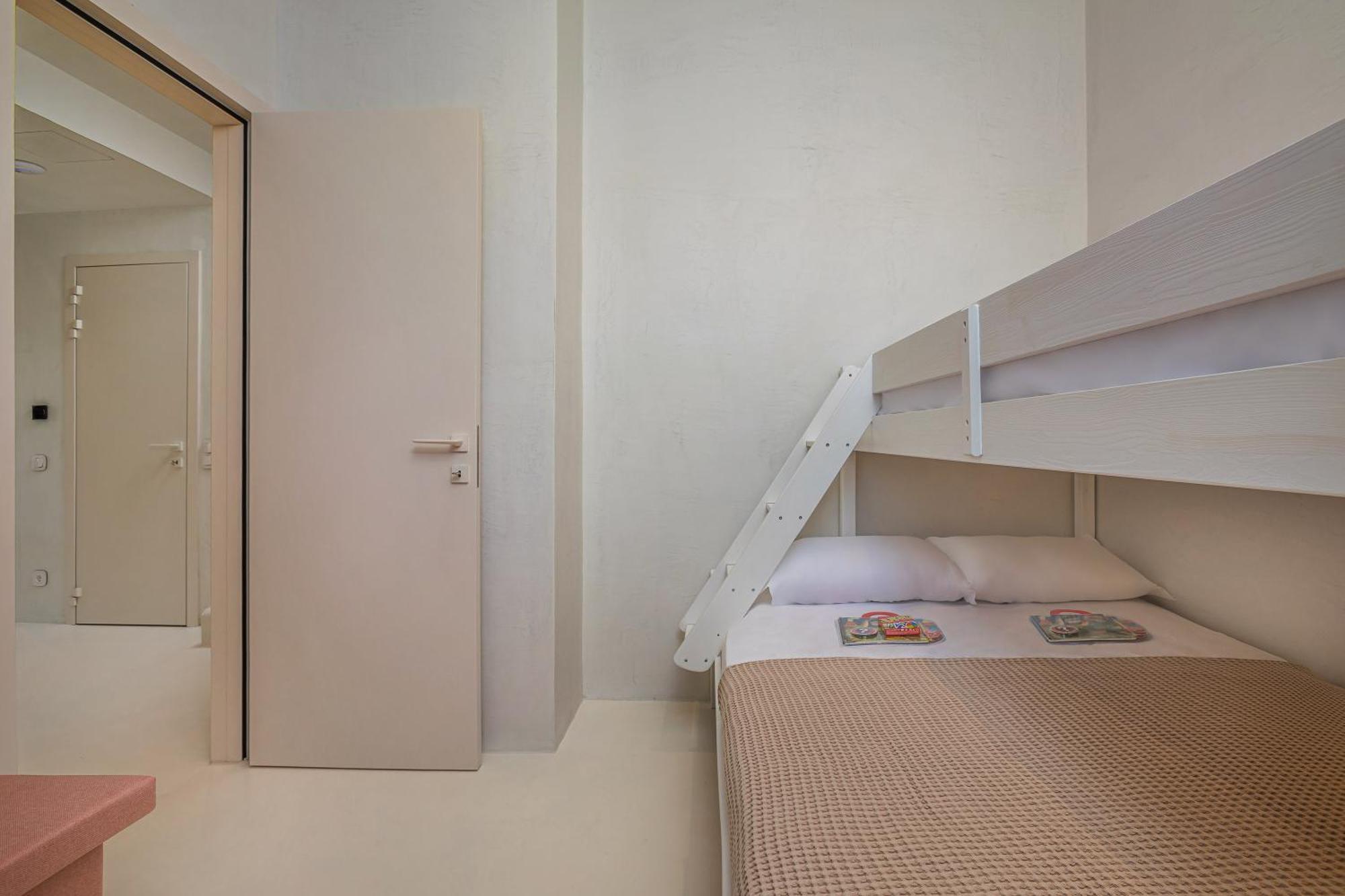 Cocoοns Luxury Suites & Villas Фурка Екстериор снимка