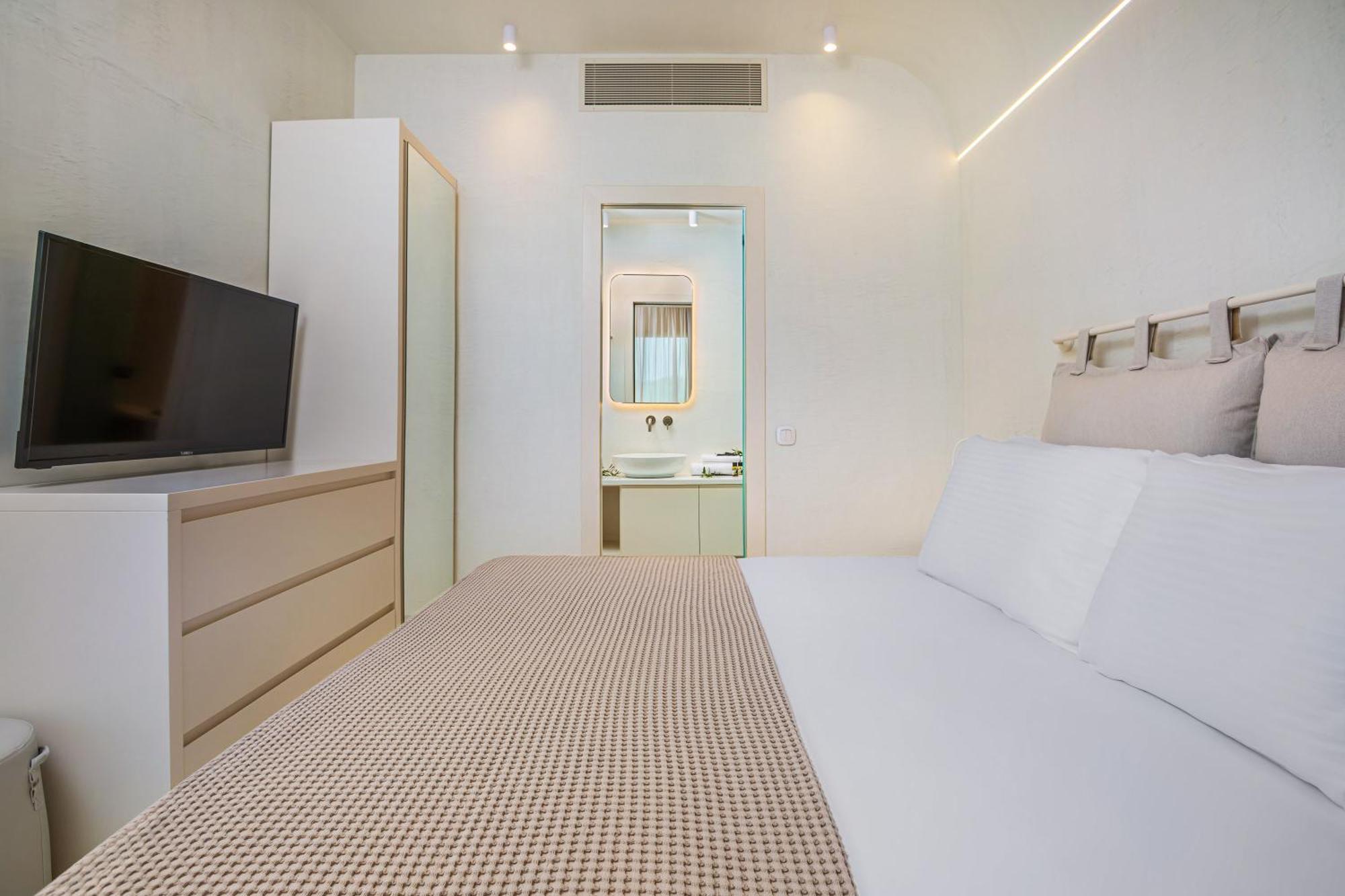 Cocoοns Luxury Suites & Villas Фурка Екстериор снимка