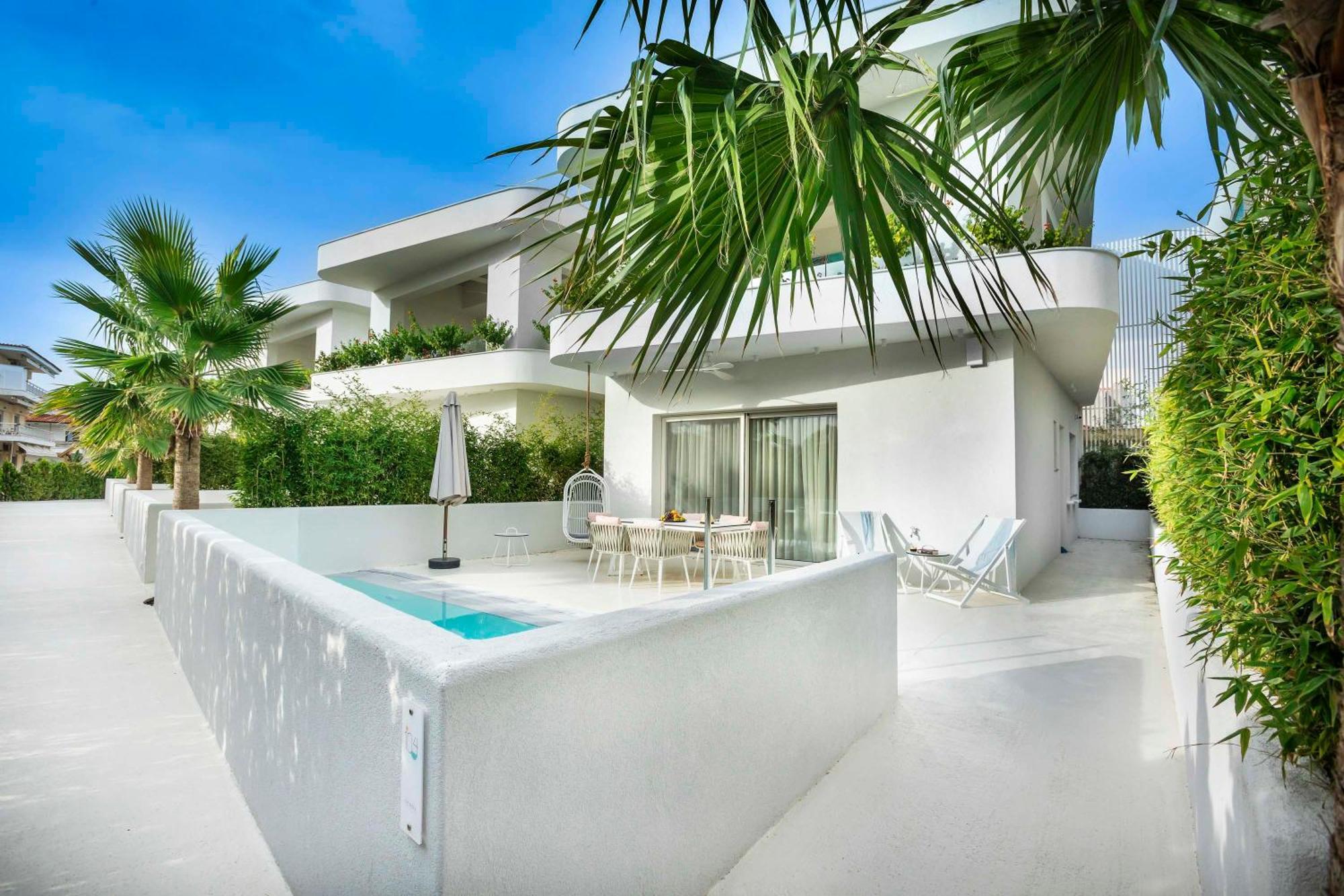 Cocoοns Luxury Suites & Villas Фурка Екстериор снимка