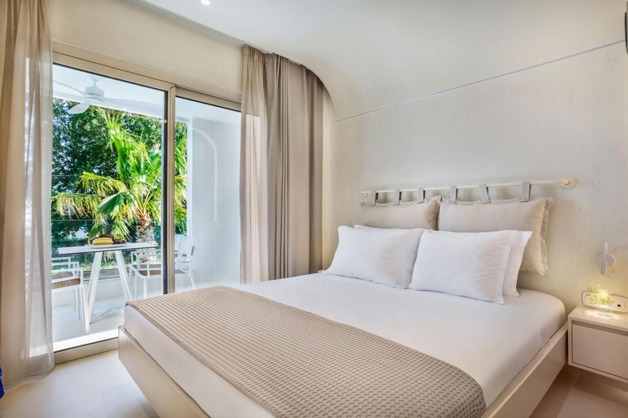 Cocoοns Luxury Suites & Villas Фурка Екстериор снимка